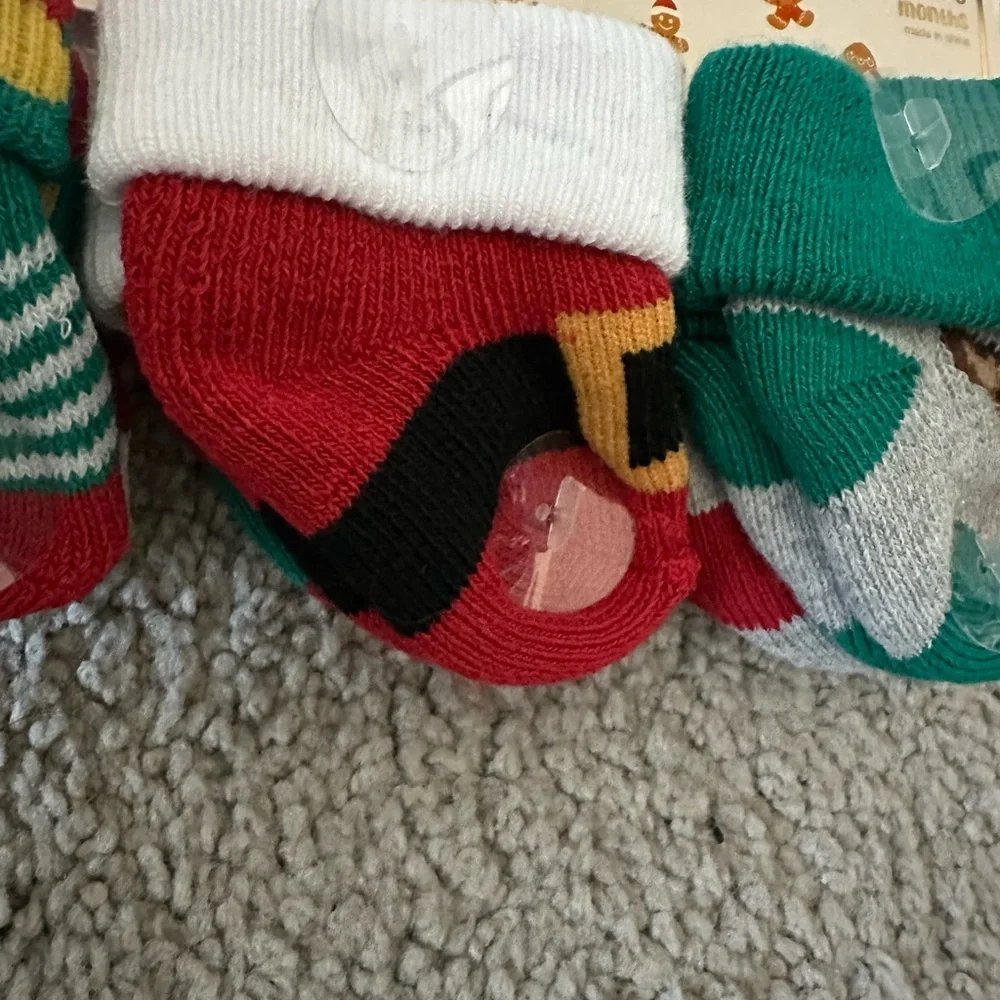Capelli of New York Kids Holiday Socks Set - Red, Green, White